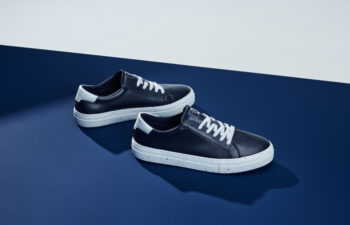 TOMMY HILFIGER FOLOSEȘTE PRINCIPIILE CIRCULARITĂȚII PENTRU NOILE  MODELE DE ÎNCĂLȚĂMINTE