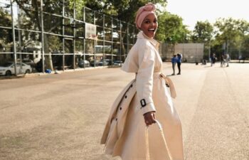 TOMMY HILFIGER ACCELEREAZĂ ÎN CURSA SUSTENABILITĂȚII PRIN AMBIȚIOSUL PROGRAM MAKE IT POSSIBLE