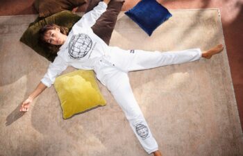 CU OCAZIA ZILEI PĂMÂNTULUI, TOMMY HILFIGER LANSEAZĂ  COLECȚIA CAPSULĂ ‘ONE PLANET’