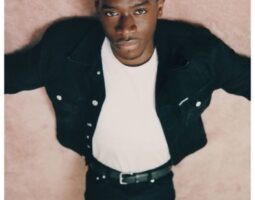 Calvin Klein prezintă ultimul capitol al mișcării #mycalvins: Limbajul Calvin Klein