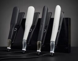ghd aduce “Good Hair Day” în România, marcând lansarea oficială a brandului nr. 1 de plăci de îndreptat părul din Marea Britanie