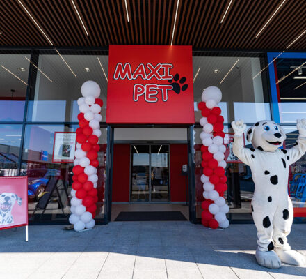Maxi Pet deschide al treilea hipermarket pentru animale de companie din Bucuresti